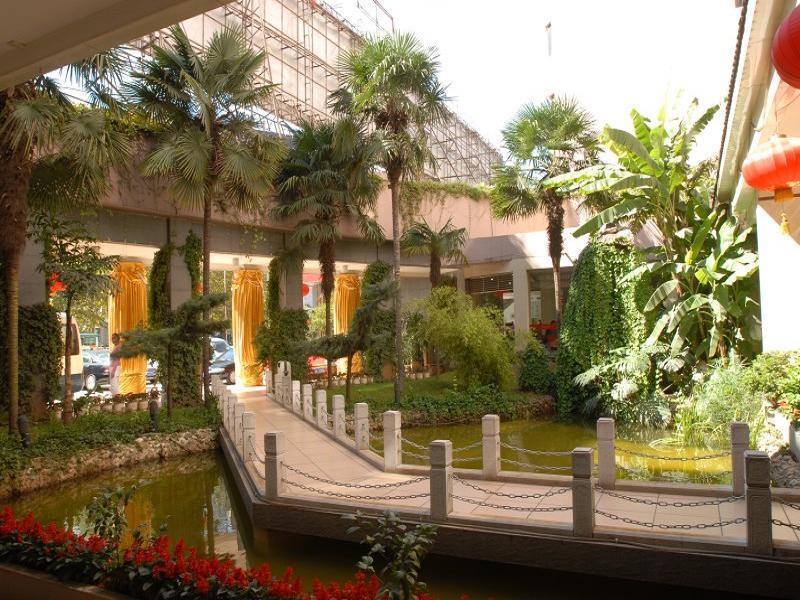 Kunming Begonia Hotel Bagian luar foto